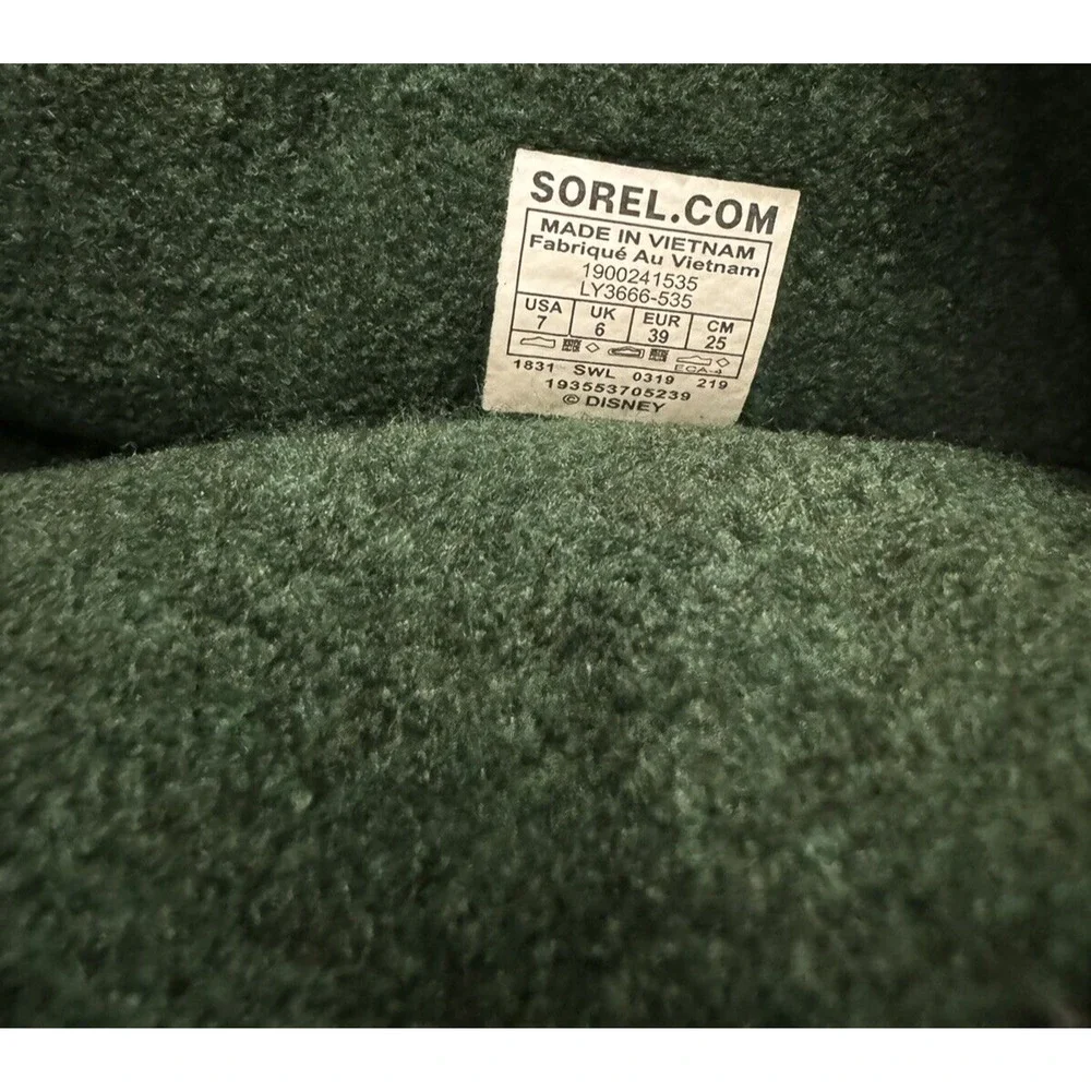 Sorel Disney Frozen II Elsa Big Girls Size 7 Purple Insulated Winter Snow Boots - Picture 5 of 9